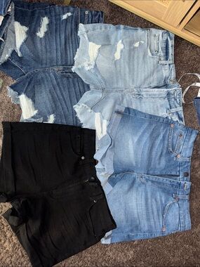 NOBO 4 Denim Shorts - Light Dark Blue Black 🍧🍒🍓